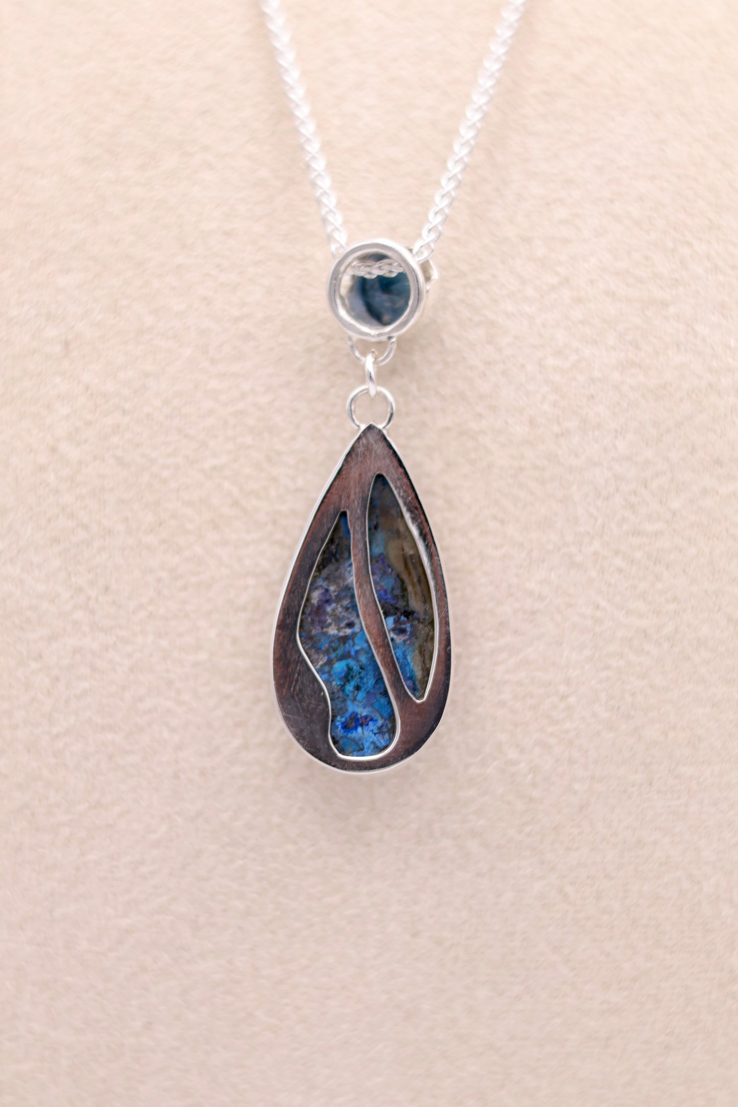 Sterling Silver London Blue Topaz and Malachite Pendant